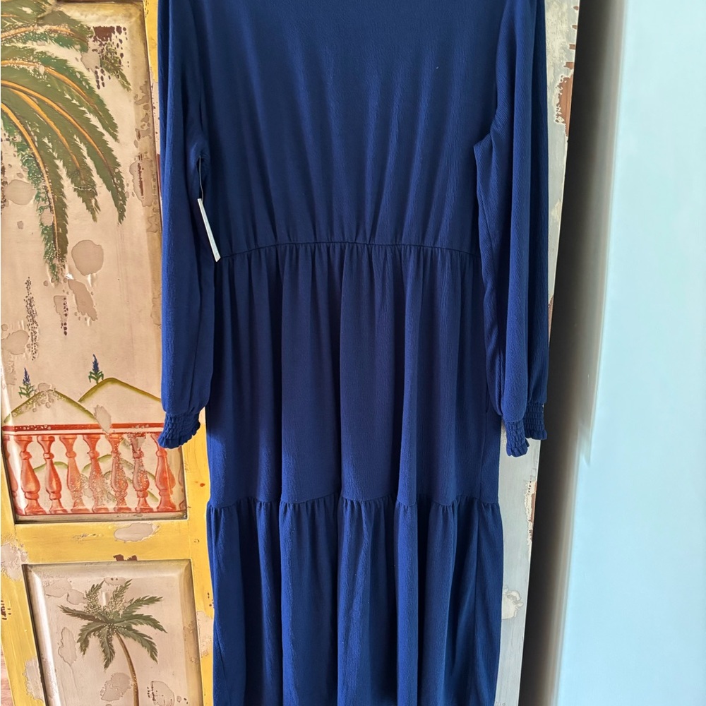 Elegant V-Neck Royal Blue Tiered Maxi Dress - Picture 8 of 9
